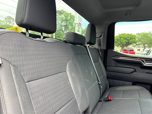 Used 2023 Chevrolet Silverado 1500 LT AWD/4WD image 13