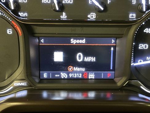 Used 2019 GMC Sierra 1500 SLT w/ SLT Premium Plus Package AWD/4WD image 34