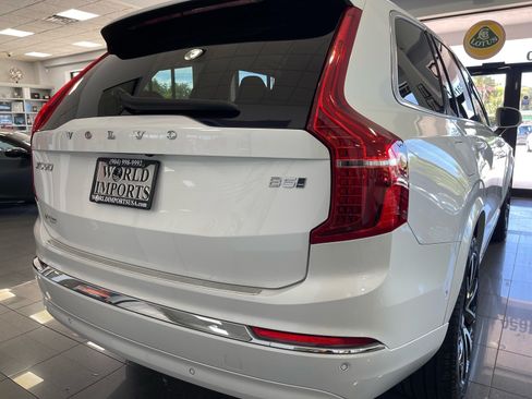 Used 2025 Volvo XC90 B5 Plus w/ Protection Package Premier AWD/4WD image 18