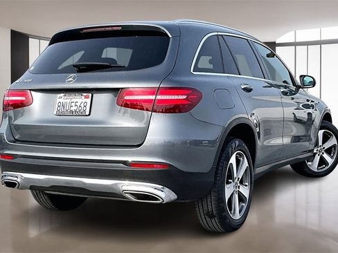 Used 2019 Mercedes-Benz GLC 300 w/ Premium Package image 6