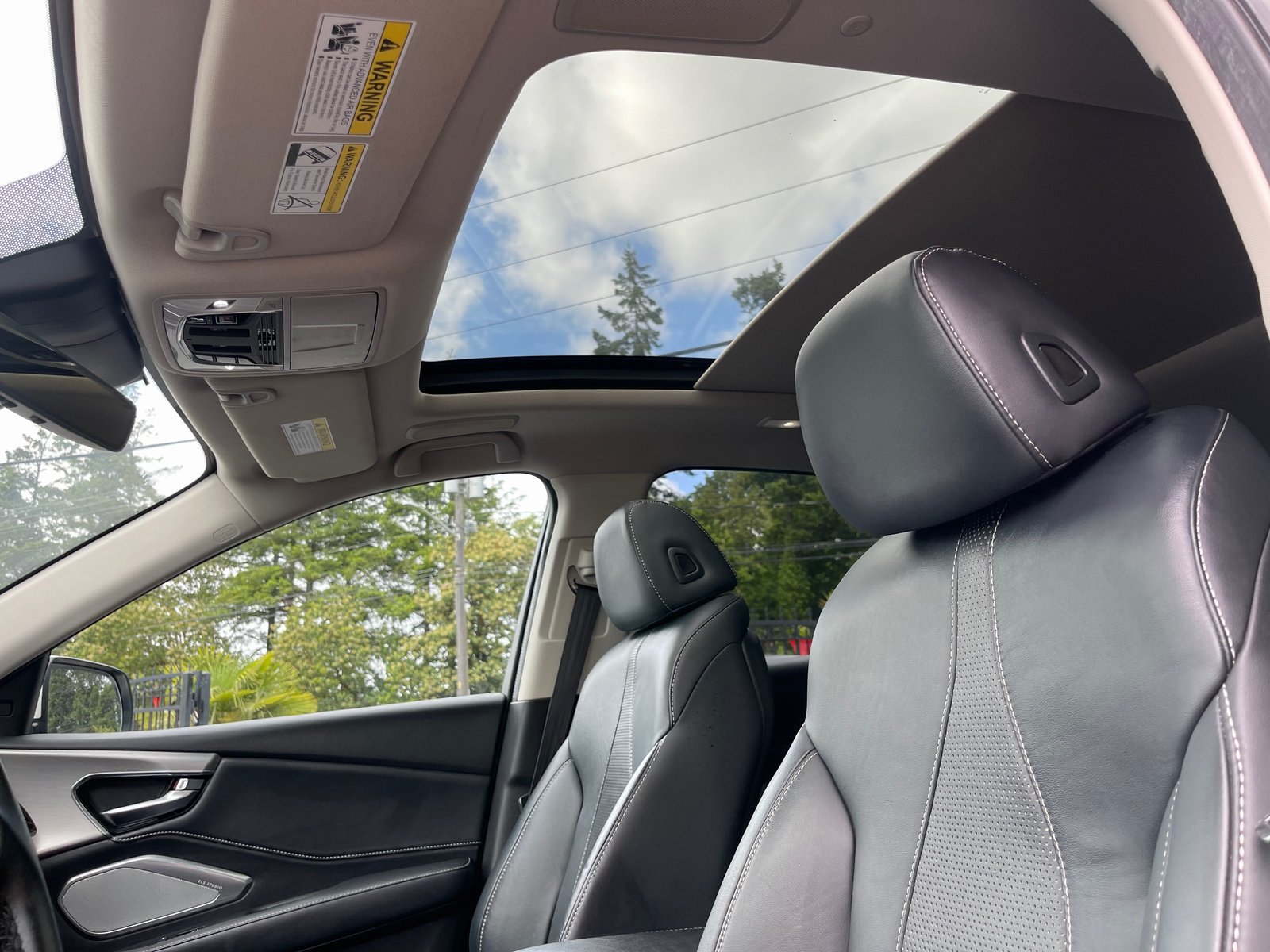 Used 2019 Acura RDX w/ Technology Package AWD/4WD image 14