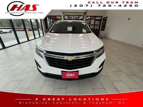 Used 2023 Chevrolet Equinox LS w/ LS Convenience Package AWD/4WD image 9