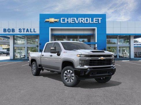 Used 2026 Chevrolet Silverado 2500 Custom w/ Z71 Off-Road Package AWD/4WD image 1
