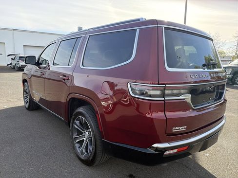Used 2022 Jeep Grand Wagoneer Series I AWD/4WD image 5