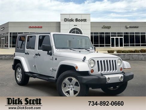Used 2009 Jeep Wrangler Unlimited Sahara w/ Dual Top Group image 1
