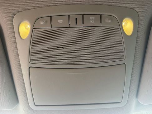 Used 2014 Nissan Rogue SV FWD image 27
