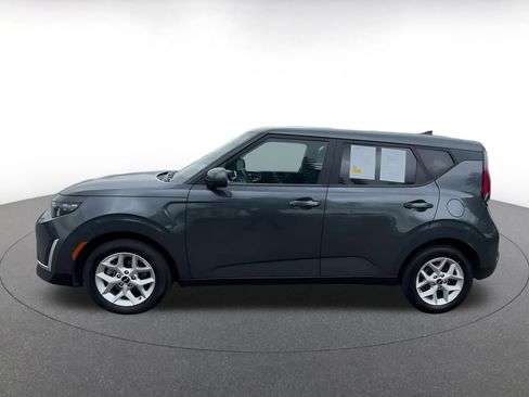 Used 2024 Kia Soul LX w/ Option Group 015 image 9