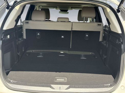 Certified 2025 MAZDA CX-90 3.3 Turbo w/ Preferred Package image 11