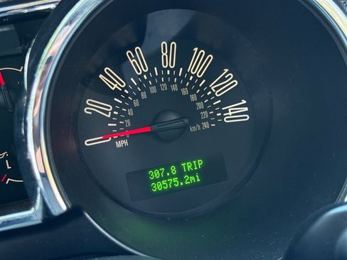 Used 2009 Ford Mustang GT RWD image 41