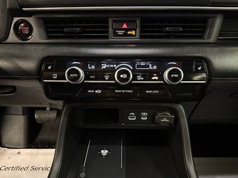 Used 2025 Honda Pilot EX-L image 16