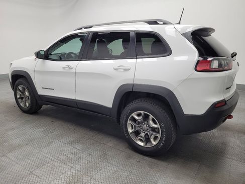 Used 2019 Jeep Cherokee Trailhawk w/ Cold Weather Group AWD/4WD image 3