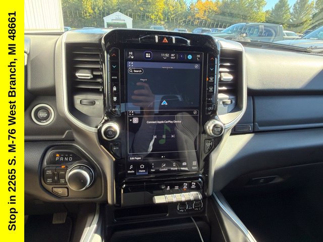 Used 2023 RAM 1500 Big Horn AWD/4WD image 42