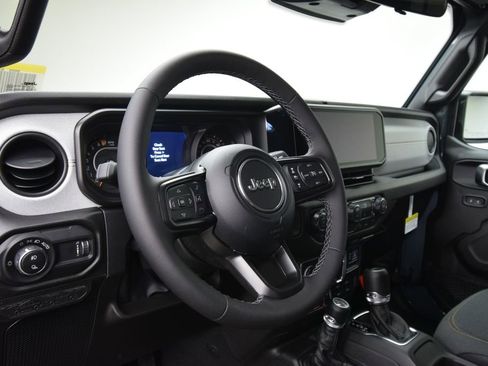 New 2026 Jeep Gladiator Willys image 35