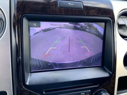 Used 2013 Ford F150 Platinum RWD image 23
