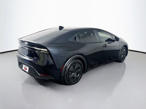 Certified 2026 Toyota Prius Plug-In Hybrid FWD image 5