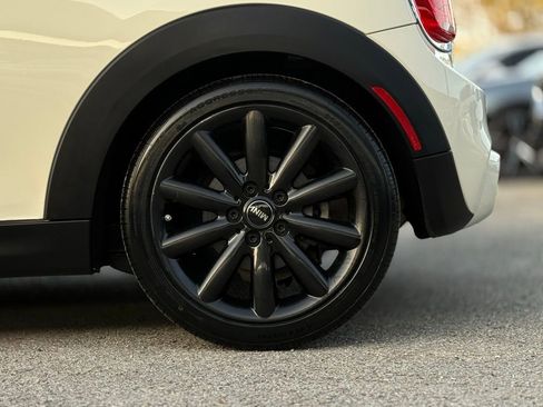 Used 2016 MINI Cooper S image 4