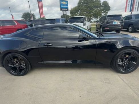 Used 2023 Chevrolet Camaro LT w/ RS Package RWD image 9