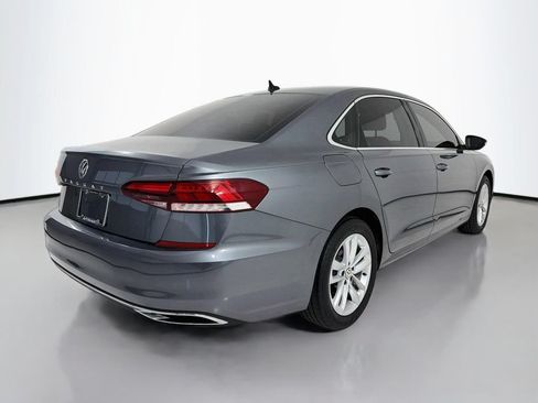 Used 2020 Volkswagen Passat 2.0T SE w/ Sunroof Package FWD image 7