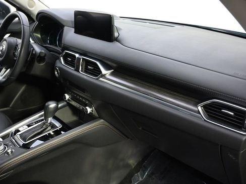 Used 2022 MAZDA CX-5 AWD 2.5 S w/ Premium Package image 16