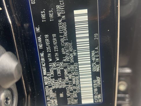 Used 2020 Toyota Highlander XLE image 25