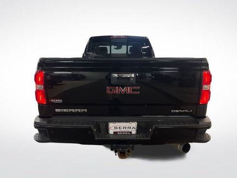 Used 2018 GMC Sierra 3500 Denali w/ Duramax Plus Package AWD/4WD image 4