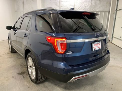 Used 2017 Ford Explorer XLT w/ Equipment Group 202A image 26