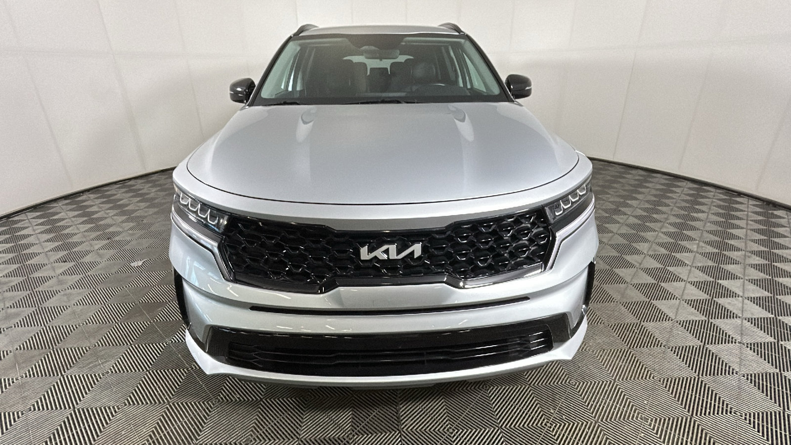 Used 2022 Kia Sorento S FWD image 9