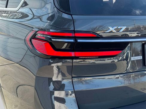 Certified 2026 BMW X7 xDrive40i w/ Premium Package image 10