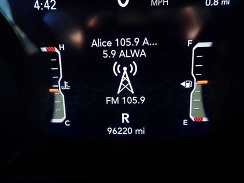 Used 2020 Jeep Wrangler Unlimited Sahara AWD/4WD image 23