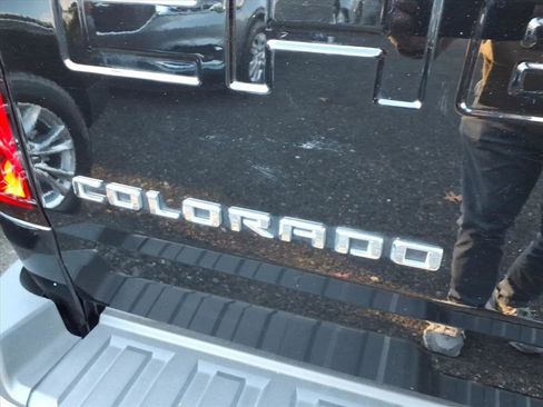 Certified 2022 Chevrolet Colorado Z71 w/ Safety Package image 20