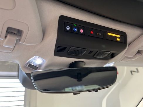 Used 2024 Chevrolet Corvette Stingray Premium Cpe w/ Battery Protection Package image 50