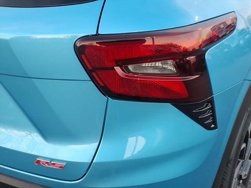 New 2026 Chevrolet Trax RS image 9