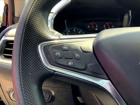 Used 2019 Chevrolet Equinox LS image 23