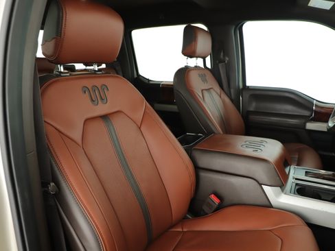 Used 2018 Ford F150 King Ranch w/ Equipment Group 601A Luxury AWD/4WD image 10