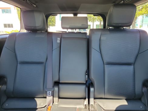 Used 2025 Toyota Land Cruiser BASE image 21