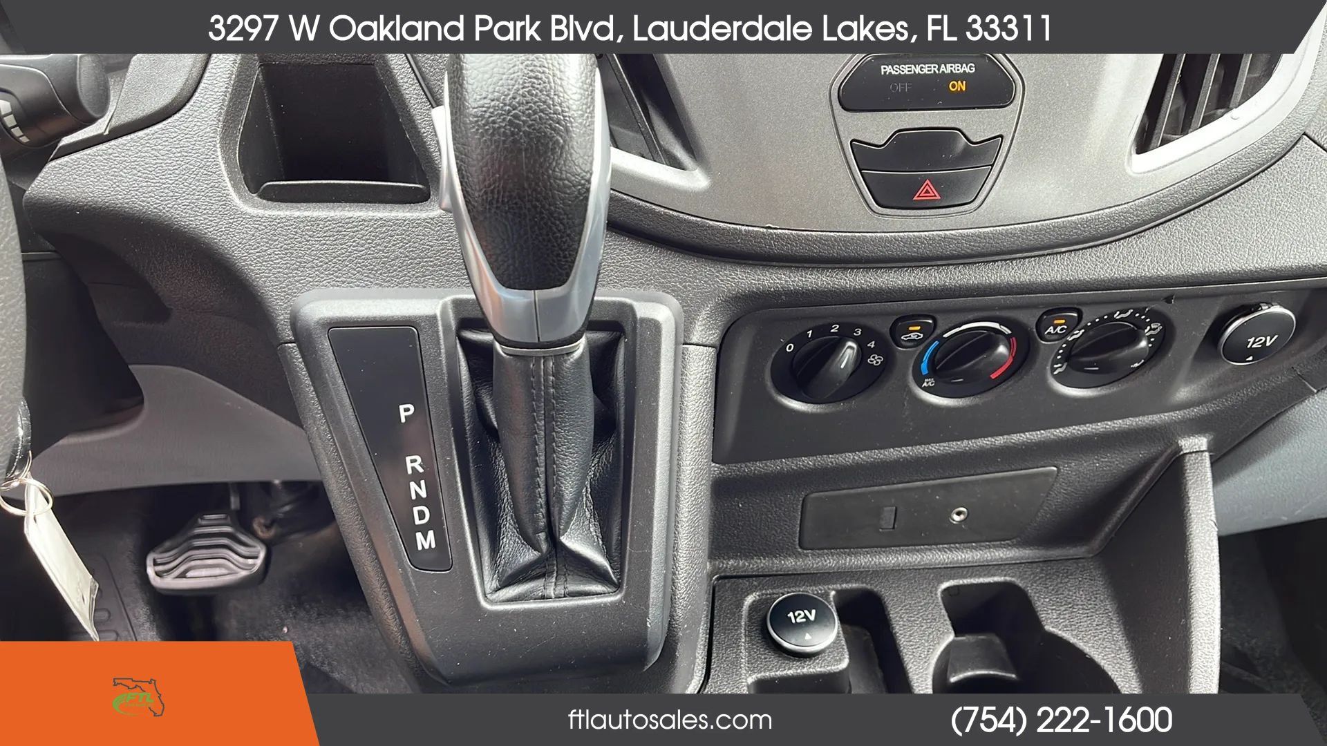 Used 2015 Ford Transit 150 130 Low Roof w/ Exterior Upgrade Package RWD image 51