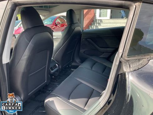 Used 2023 Tesla Model 3 Standard Range image 25