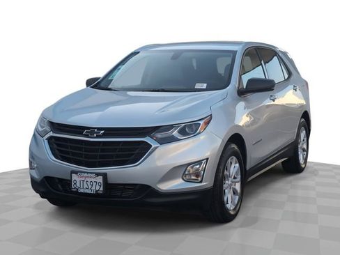 Certified 2019 Chevrolet Equinox LS w/ LS Convenience Package FWD image 1
