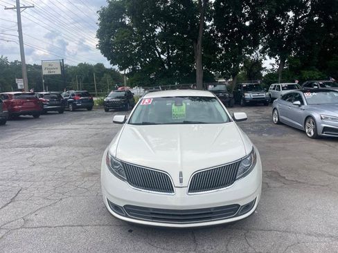 Used 2013 Lincoln MKS FWD image 2