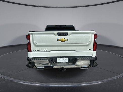 New 2026 Chevrolet Silverado 1500 LTZ w/ LTZ Premium Package AWD/4WD image 6