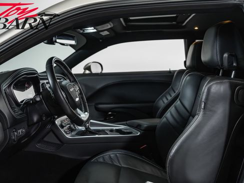 Used 2020 Dodge Challenger SRT Hellcat RWD image 27