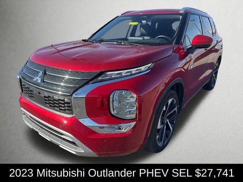 Used 2023 Mitsubishi Outlander SEL image 9