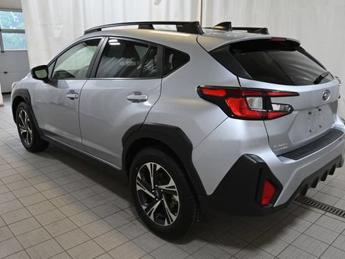Used 2024 Subaru Crosstrek 2.0i Premium w/ Popular Package #3 AWD/4WD image 10