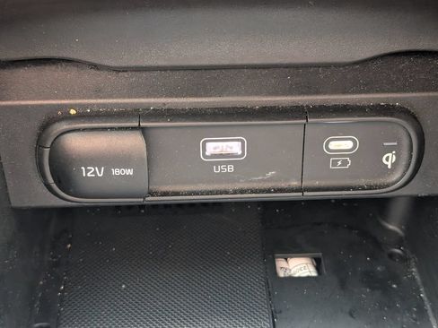 Used 2024 Kia Telluride AWD image 34