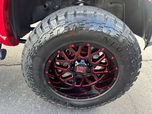 Used 2010 Dodge Ram 2500 Truck Laramie w/ Protection Group AWD/4WD image 16
