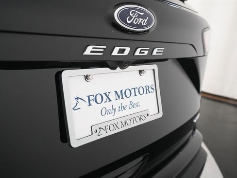 Used 2024 Ford Edge SEL w/ Convenience Package image 39