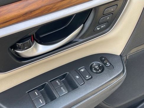 Used 2019 Honda CR-V EX-L image 16