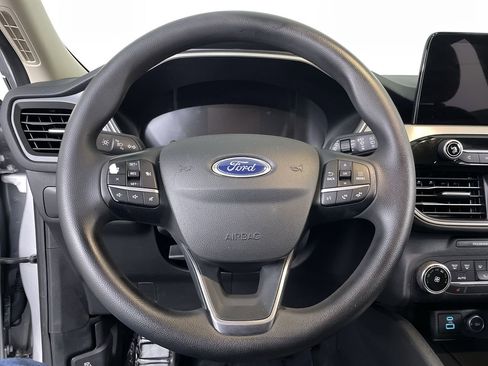 Used 2020 Ford Escape SE image 14