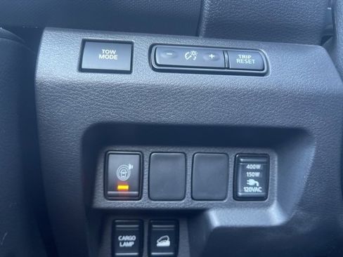 Used 2023 Nissan Frontier PRO-4X w/ Pro Convenience Package image 94