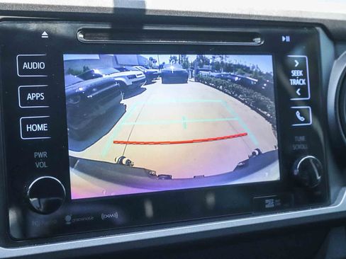 Used 2016 Toyota Tacoma TRD Off-Road w/ Towing Package RWD image 25